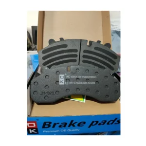 Truck Brake System No noise No Asbestos Good Wear Resistance Disc Brake Pads WG9100443050 — photo 2