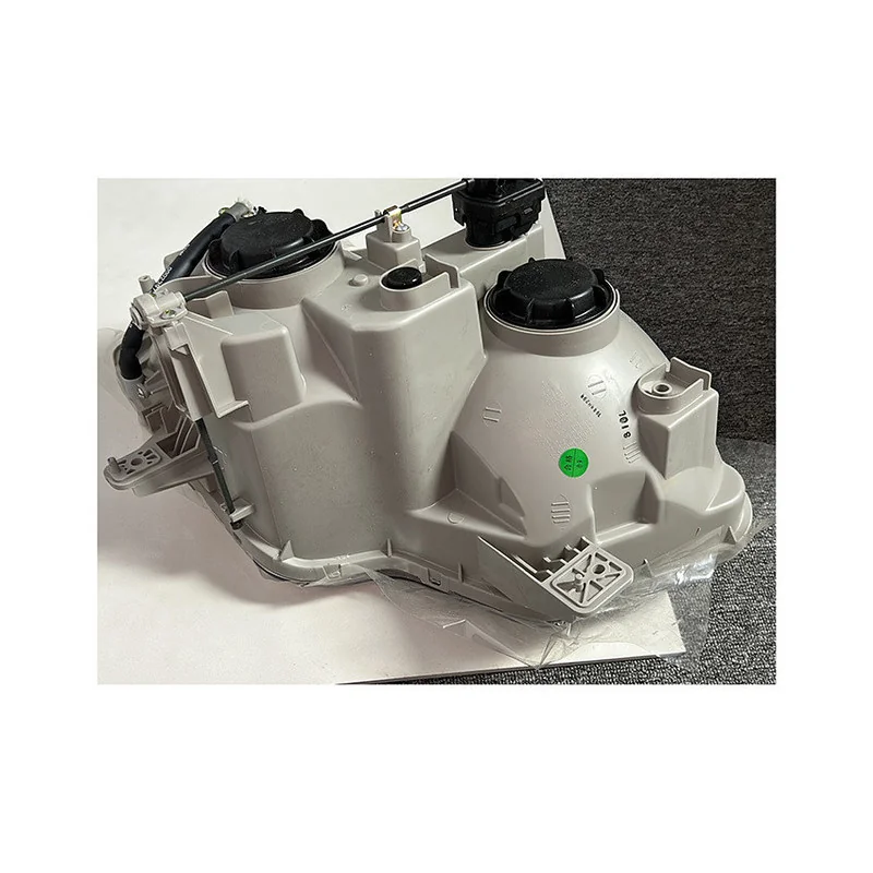 1985-2004 Year Dongfeng Truck Spare Parts LED Headlight Left for Indicator Efficiency — photo 4
