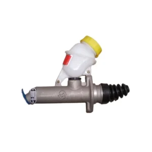 Excellent Performance WG9719230023 Clutch Master Cylinder for HOWO A7 Truck Parts — photo 2
