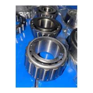 SINOTRUK Howo Gearbox Front Taper Roller Bearing 0735 303 550 for Commercial Vehicles — photo 3