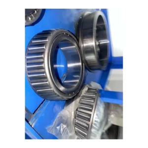 SINOTRUK Howo Gearbox Front Taper Roller Bearing 0735 303 550 for Commercial Vehicles — photo 5