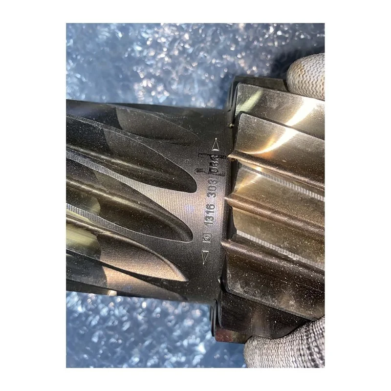 OE NO. 1316 303 033 Transmission Output Shaft for 16s2531 Gearbox Secondary Shaft